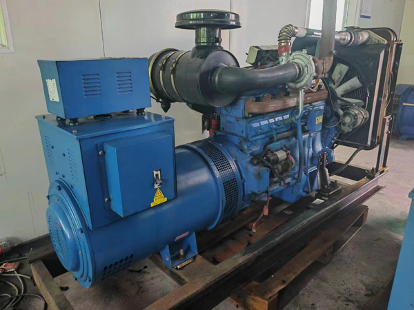 黔西100kW柴油发电机组使用多级机油有哪些优缺点？